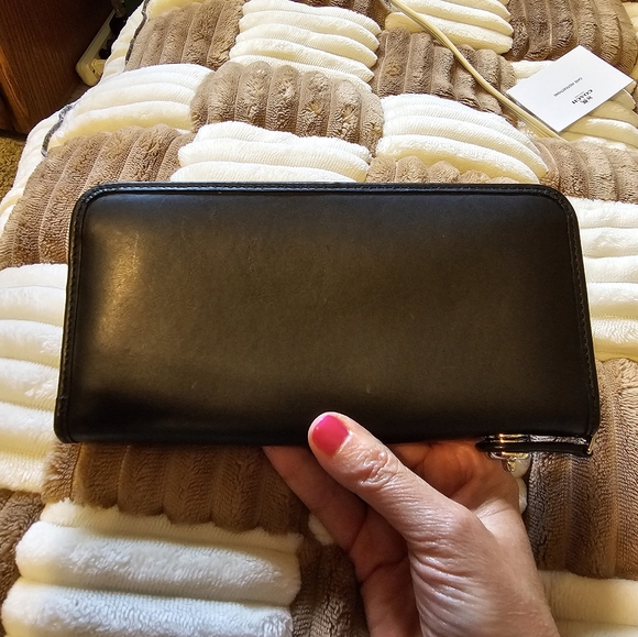 Rare Coach Snoopy X 1st Edition Wallet - Picture 2 of 12